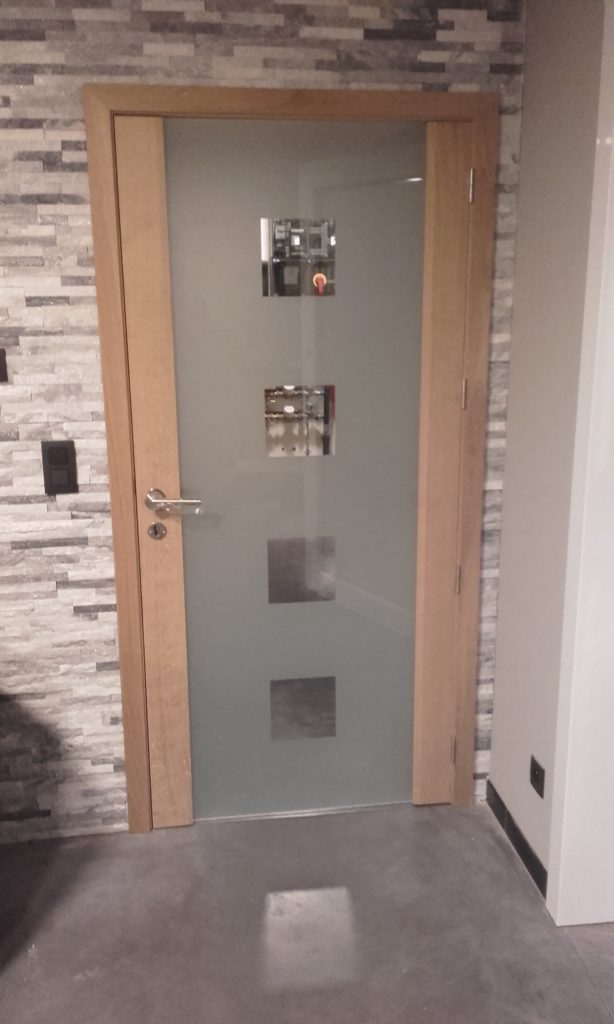 Porte intérieure posée par MD Menuiserie
